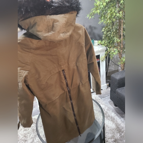 Women's Small Drawstring Military Green Winter Coat - Picture 5 of 5